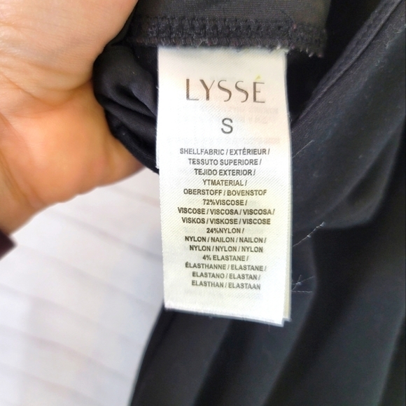 LYSSE FRONT CENTER SEAM FLARE BLACK PULL ON LEGGINGS, SZ SMALL - Picture 6 of 12